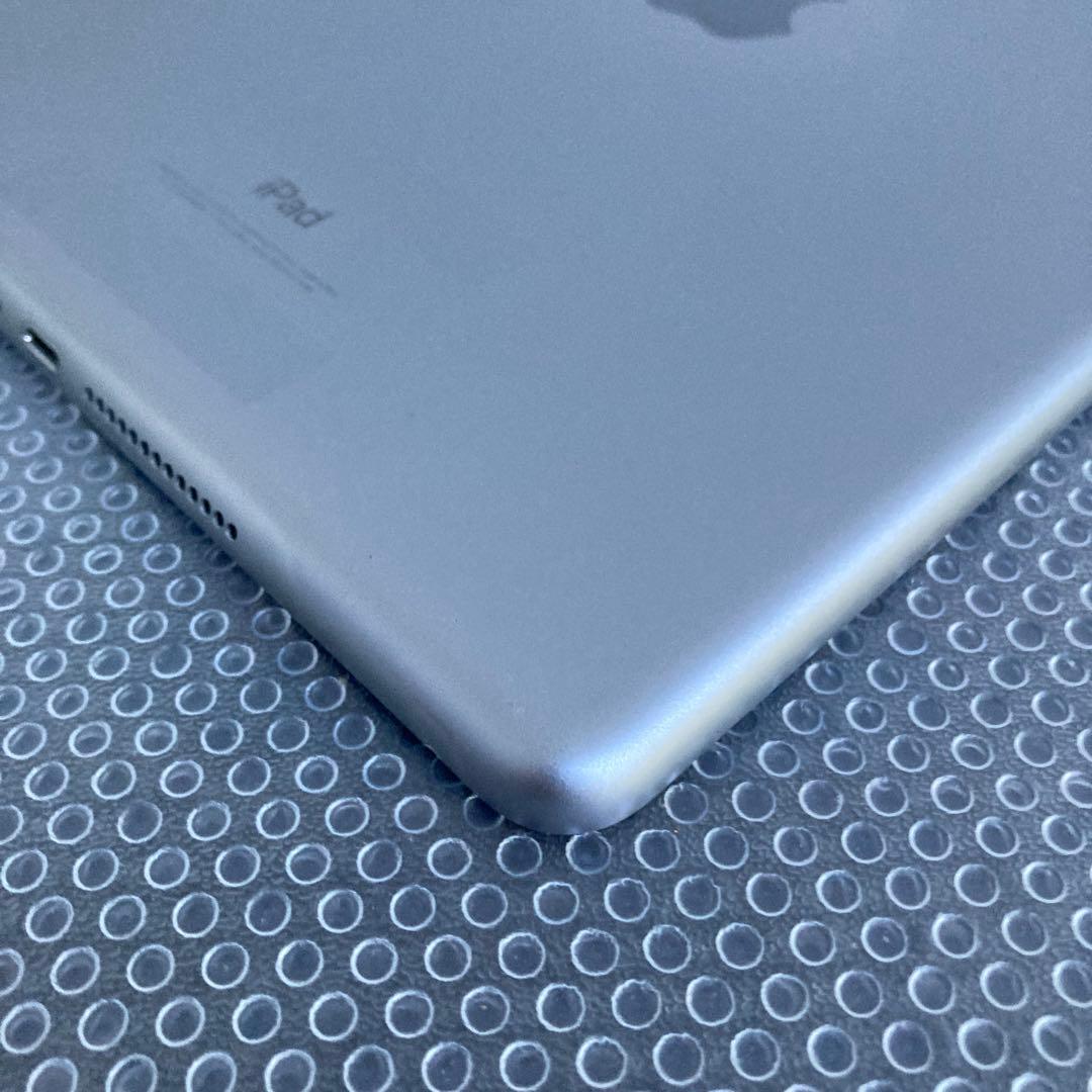 4076【早い者勝ち】iPad6 第6世代 32GB SIMフリー☆