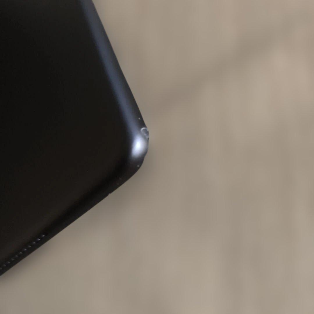 H*f様 iPad Air第3世代/64GB .Wi-Fi + Cellular