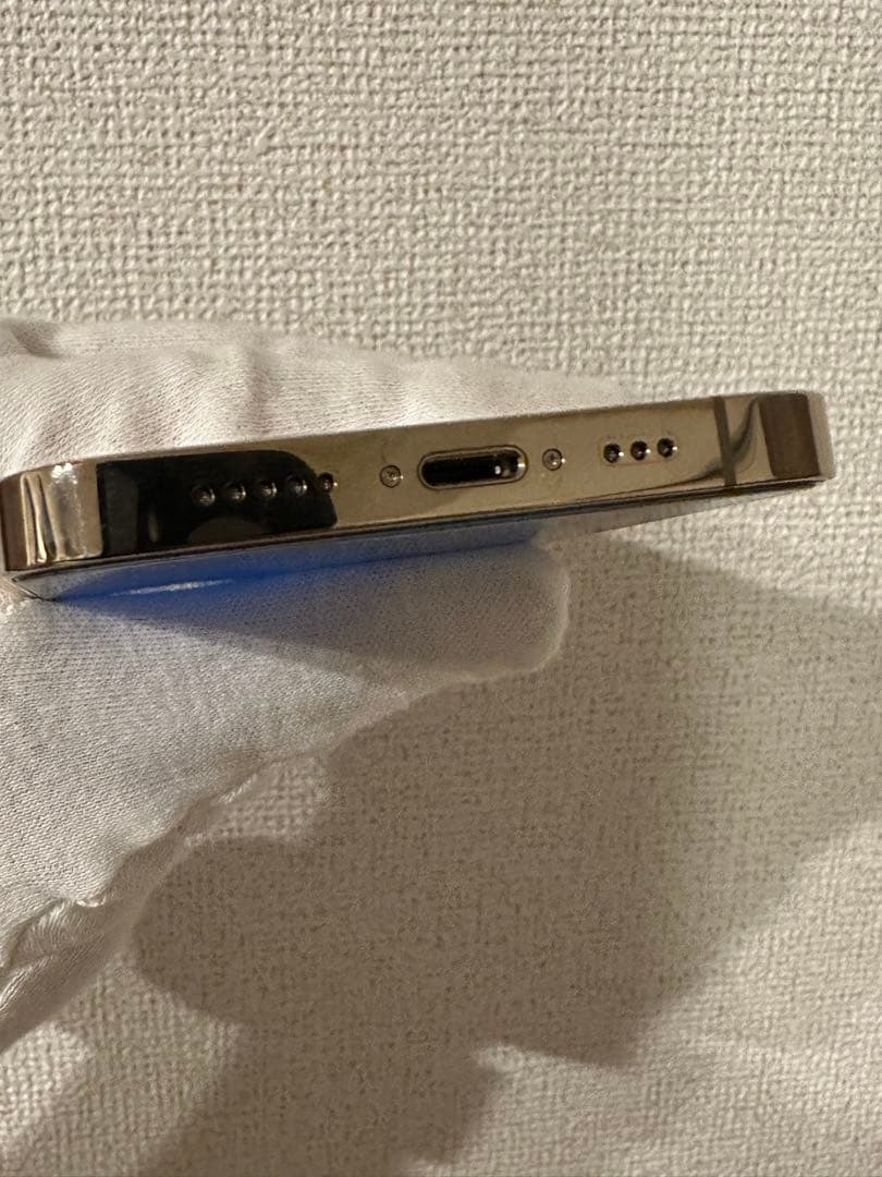 新品同様 iPhone13pro128GB ゴールド バッテリー100%