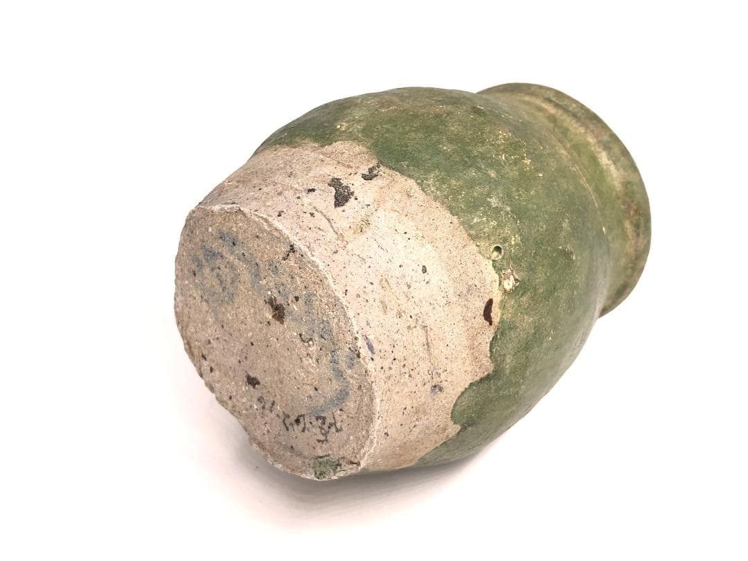 【 漢代緑釉小壺 】　出土文物　注記有　桐箱付