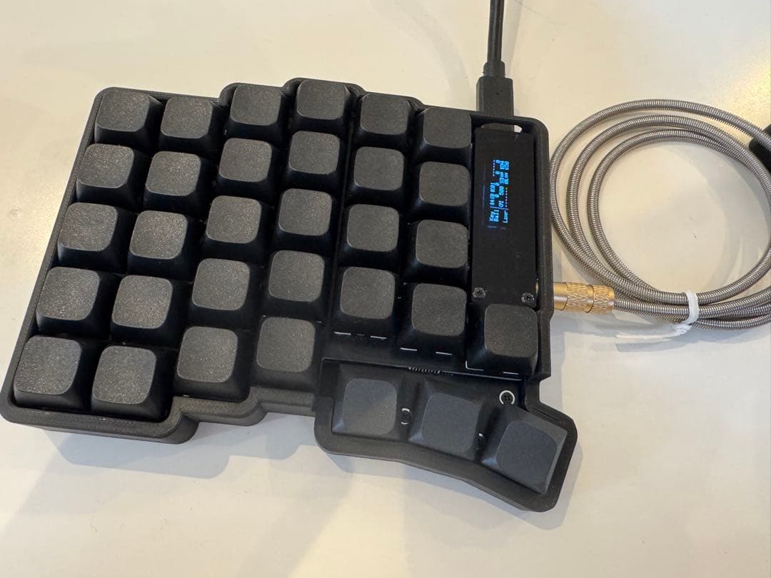 【新品】keyball61 完成品、メインスイッチ、メインキーキャップなし