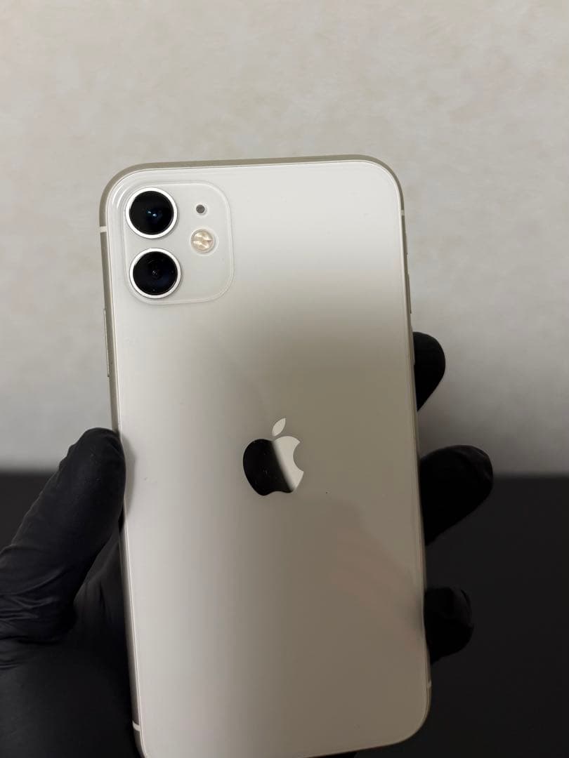美品 iPhone11 64GB ホワイト バッテリー容量87%