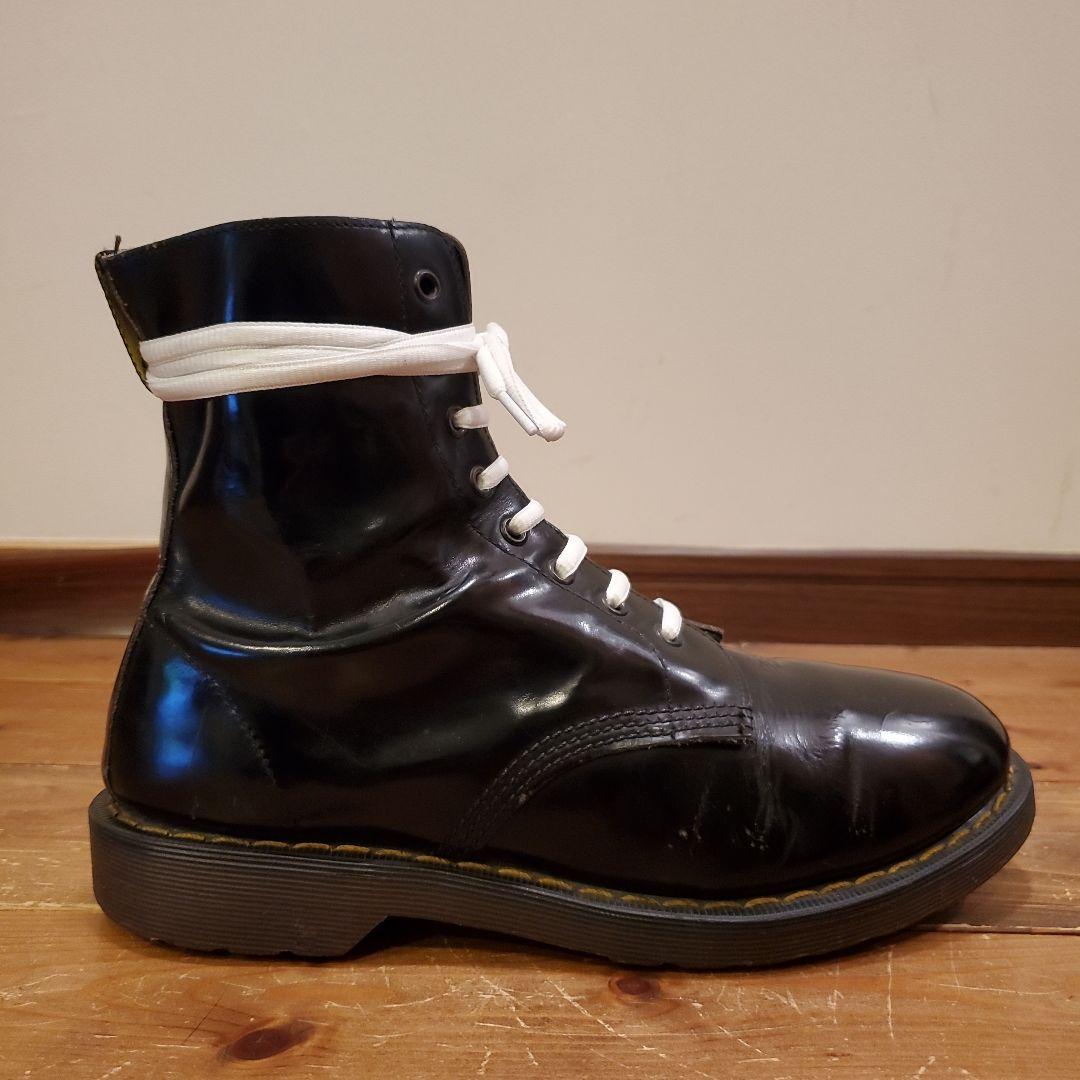 【ホワイト社×BIGサイズ早い者勝ち】英国製 ドクターマーチン 8ホール UK9