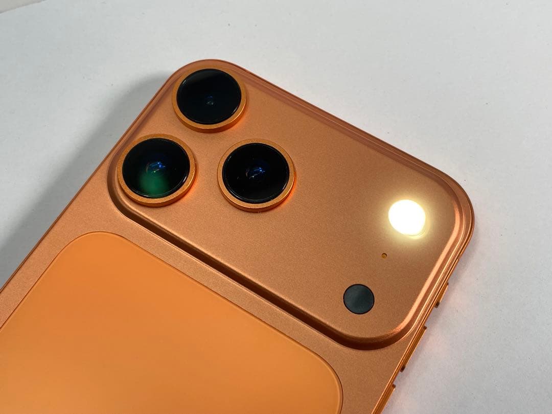 iPhone XR 256GB 17 Proカスタム SIMフリー