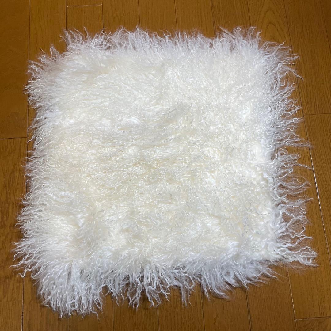 【美品】ファー毛皮、クッションカバーオフホワイト￼ 2枚組み