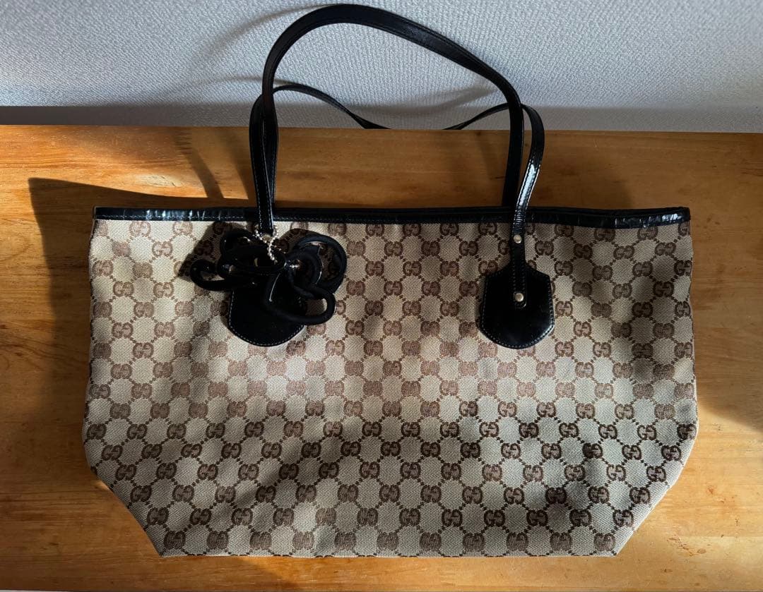 GUCCI GGパターン トートバッグ 大きめ