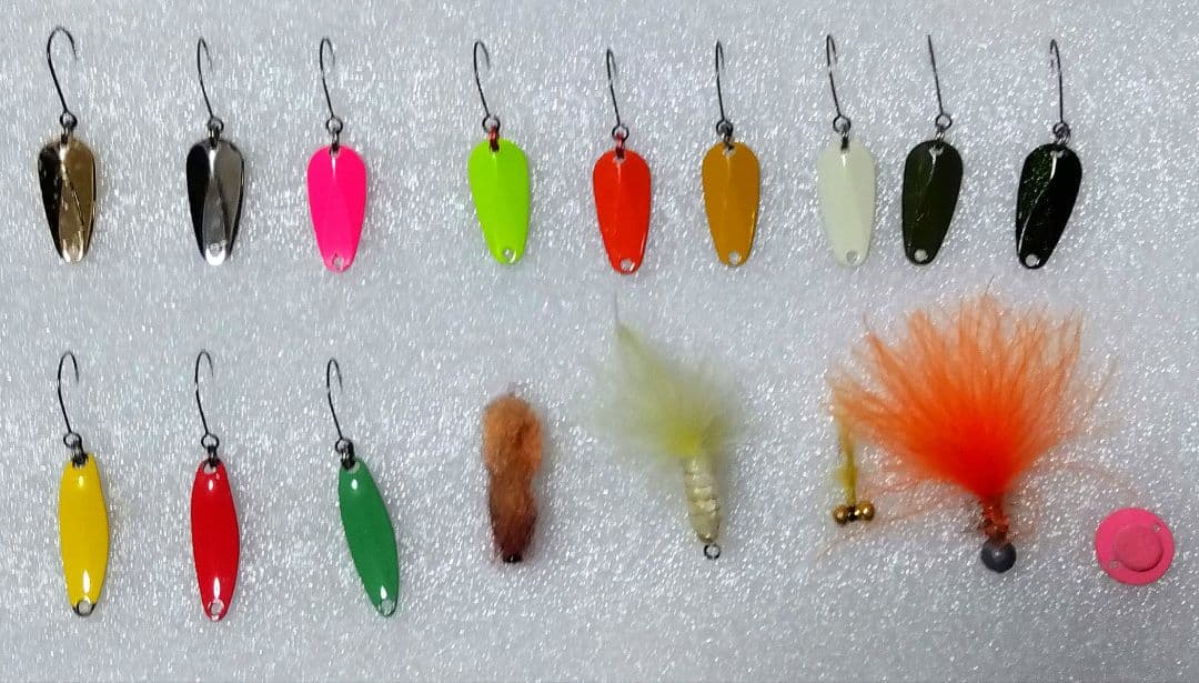 エリアトラウト　スプーン　プラグ　フェザーセット