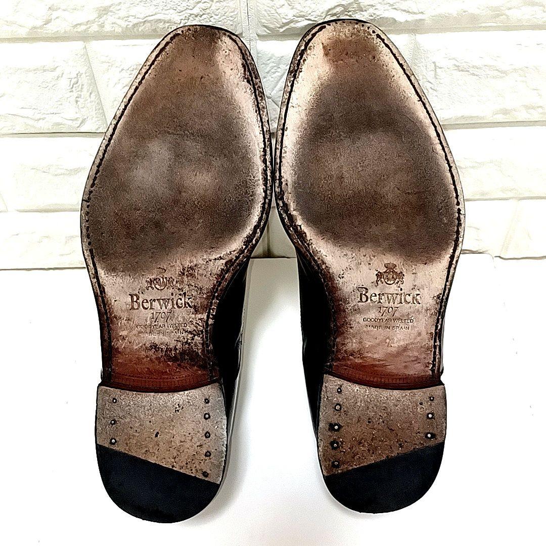 【美品】Berwick　バーウィック　内羽根　レザー　ストレートチップ　ブラック