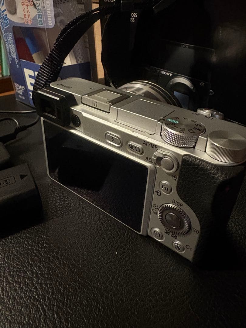 スタッフページ‼️SONY α6400 シルバーモデルEマウント純正