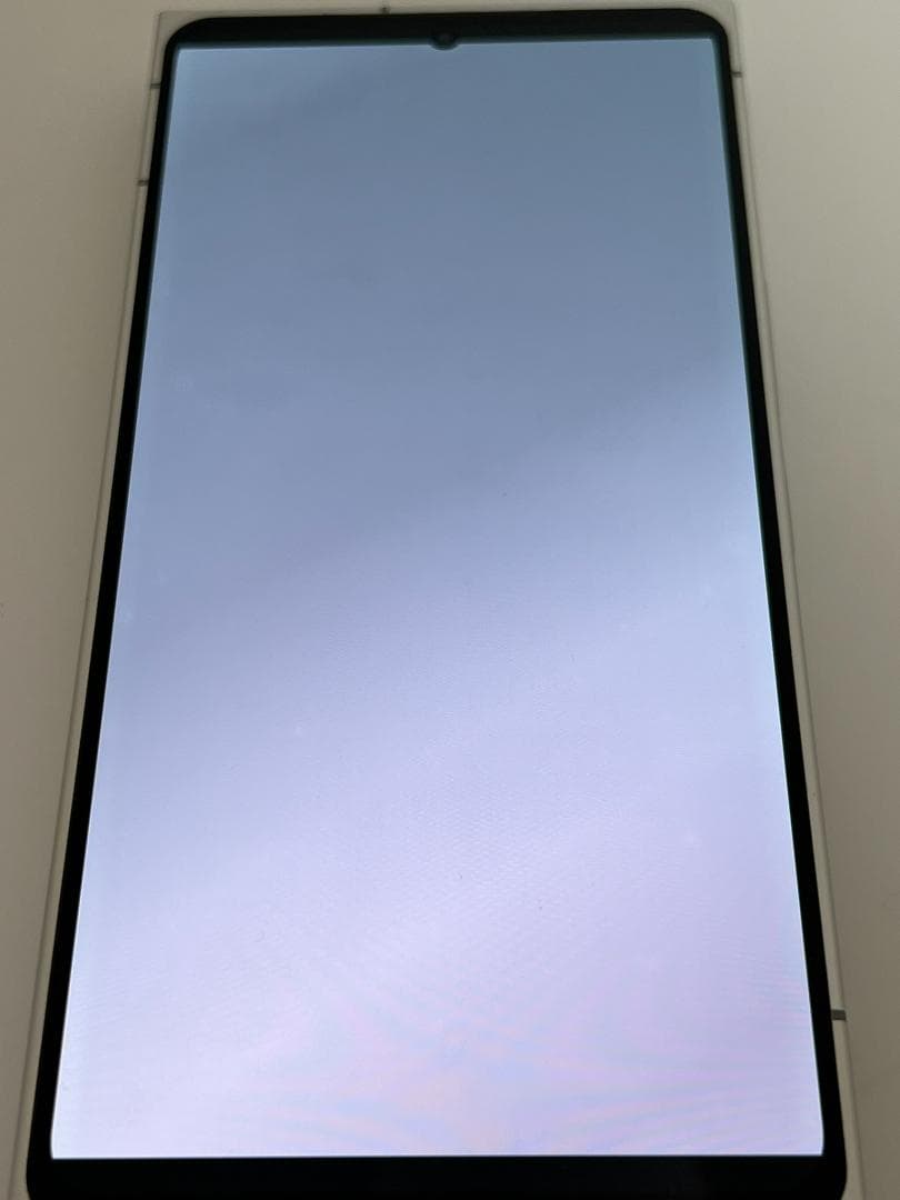 スマートフォン本体 LEITZ PHONE2 LP-02 Leica white