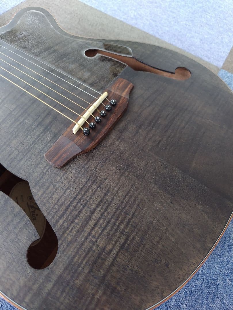 「順次値下げ」少使用(美品)アリア「Fホールエレアコ」ギター