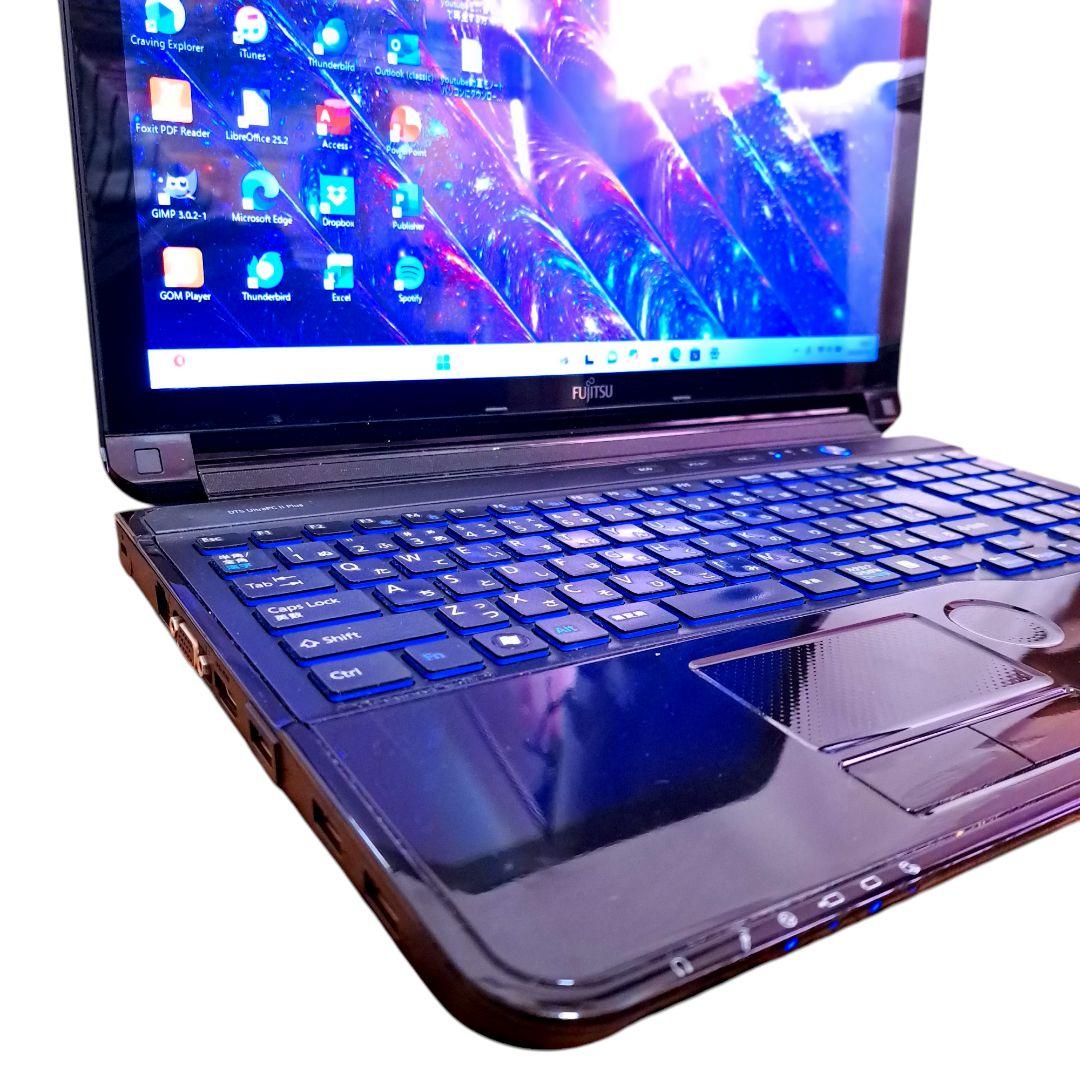 ノートパソコン 本体 Windows11 オフィス付き i7 16GB SSD