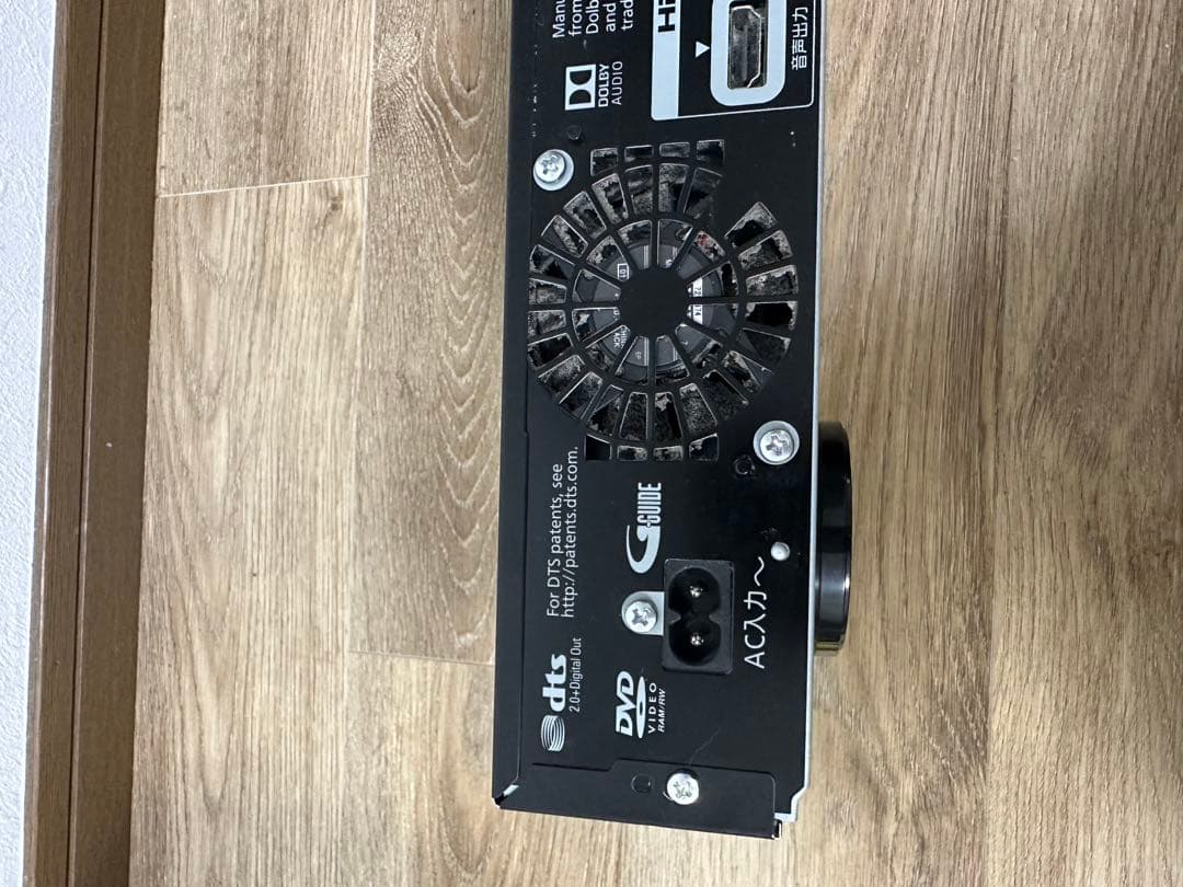 パナソニックのブルーレイディスク・レコーダーDMR-4X1000 2021年製