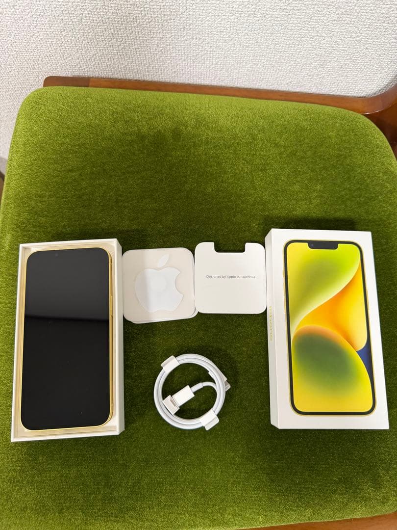 iphone 14 128G イエロー　simフリー　美品、箱付き