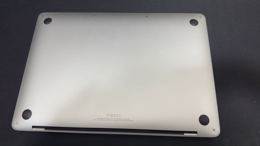 DDD　MacBook Pro (M1, 2020) 16GB