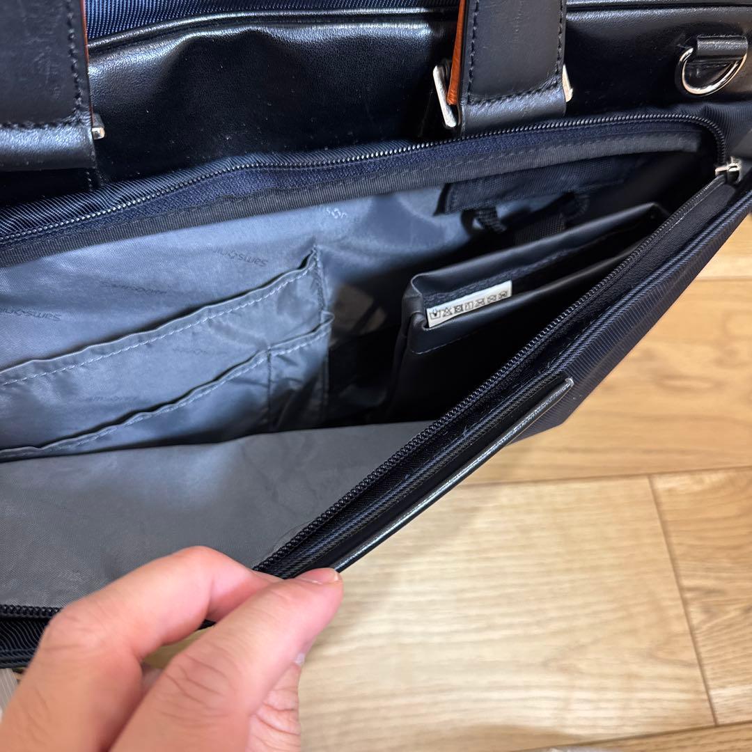 【週末特価】エピッド 4 スリーウェイバッグ ネイビー