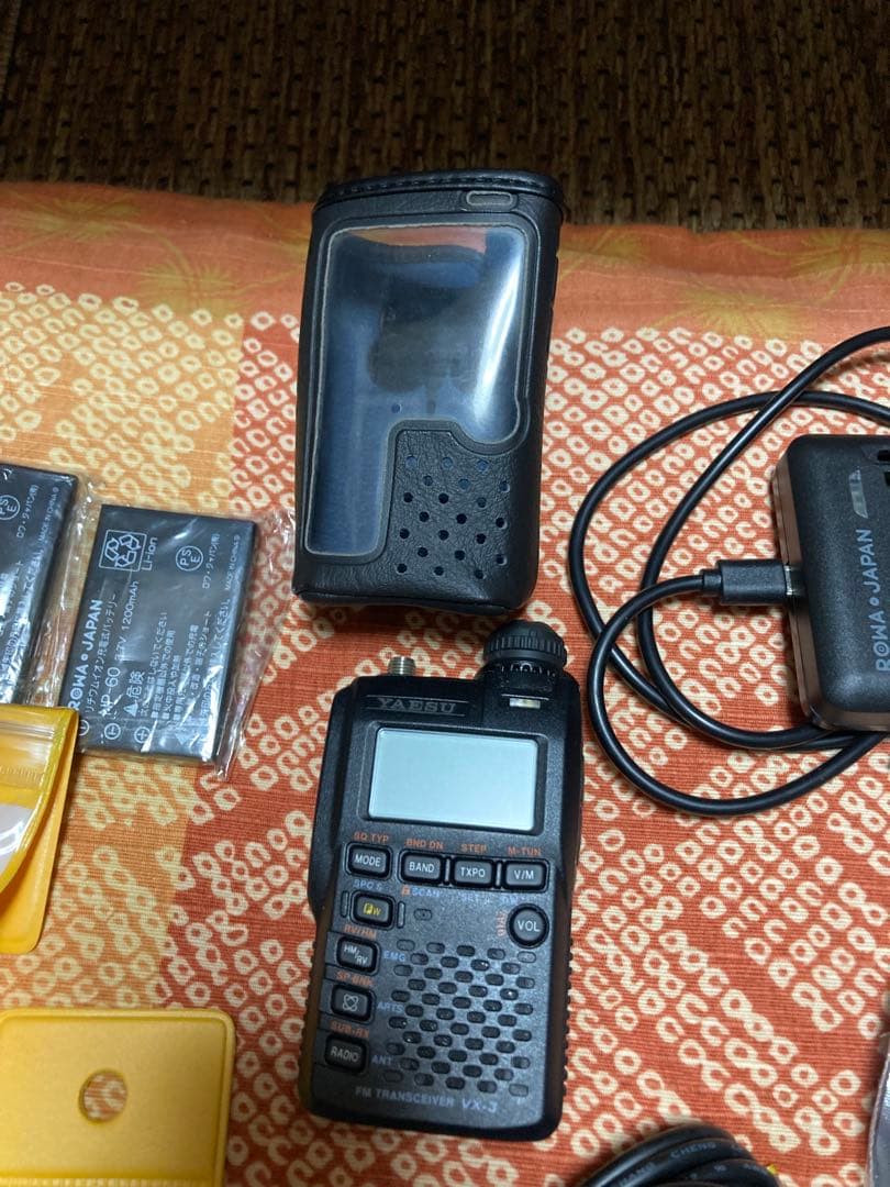 YAESU VX-3 受信機　無線機　付属品多数