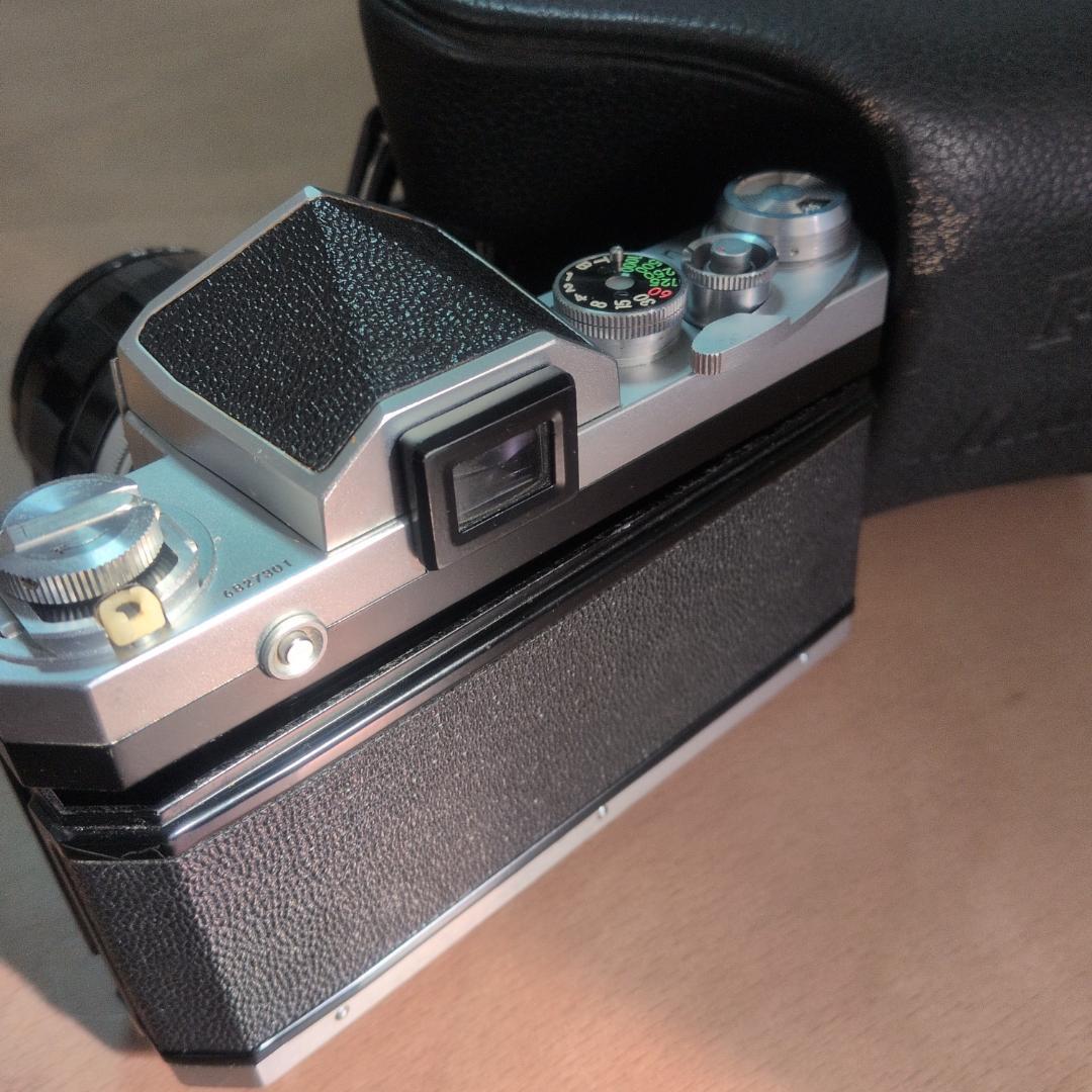 Nikon F、Micro-Nikkor Auto 55mm（レンズ・カバー付