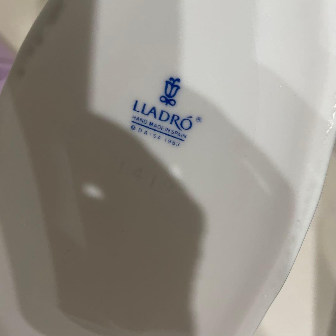 リヤドロ　LLADRO 花屋の姉妹シリーズ　[花集め] [花車を押す少女]