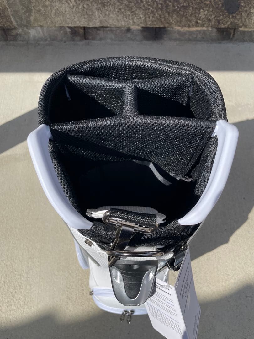 【連休期間割引中】【新品・未使用】 SRIXON ゴルフバッグ・キャディバッグ