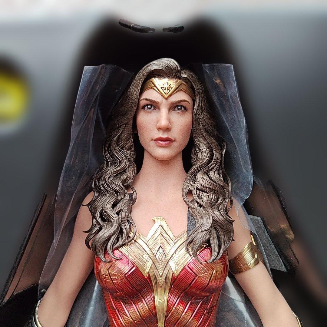 ホットトイズ Wonder Woman MMS584　ワンダーウーマン1984