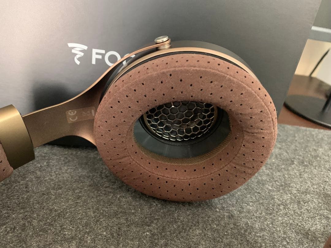 FOCAL CLEAR MG フォーカル