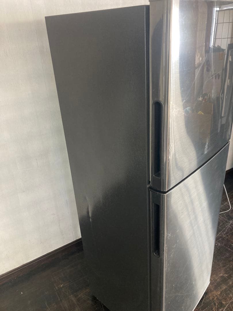 清掃済　シャープ ノンフロン冷凍冷蔵庫 SJ-D23F