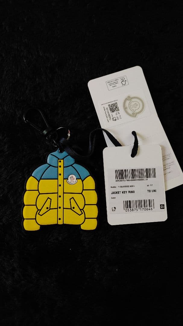 新品‼️MONCLER JACKET KEY RING ダウン キーホルダー