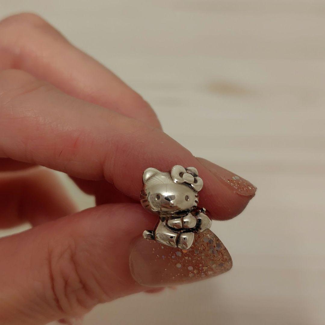 e.m. zucca ハローキティ シルバー ピアス(片耳用)