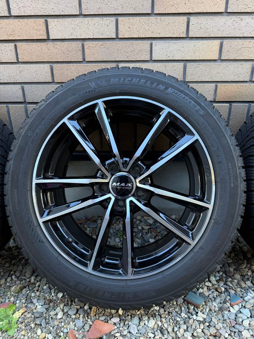 ①メルセデスE300用245/45 R18 ミシュランスタッドレスMAKホイール