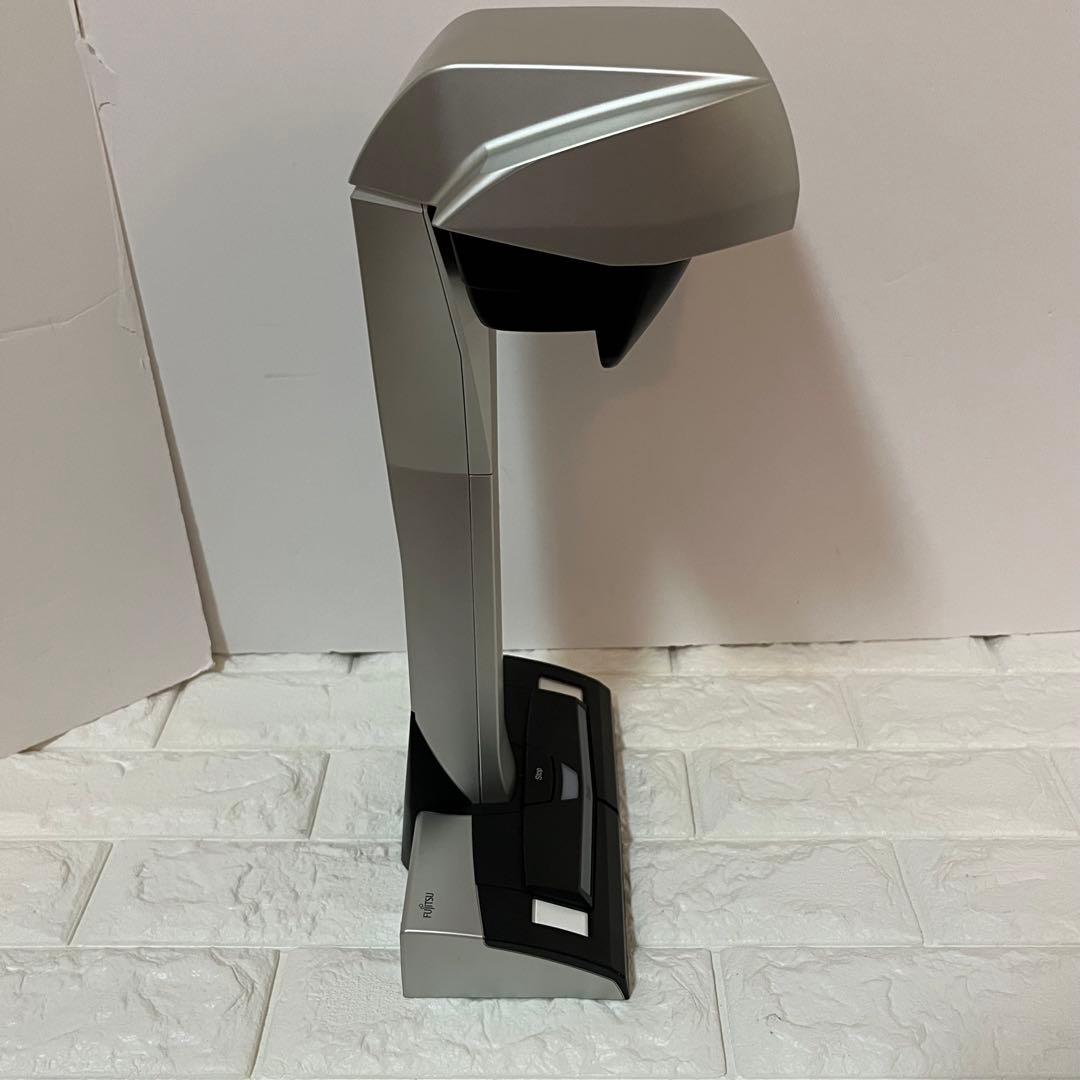 【美品】ScanSnap SV600 FI-SV600A スキャン スキャナー