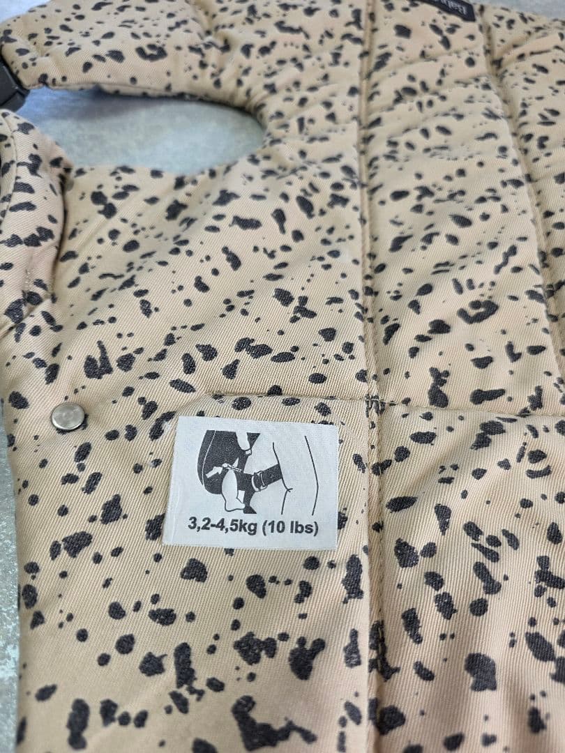 【公式限定完売品】BabyBjörn ベビーキャリア MINI