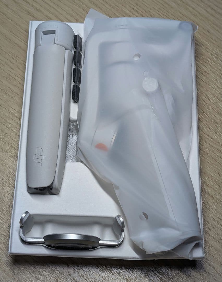 【ほぼ未使用】DJI OSMO Mobile6　スマートフォン用スタビライザー