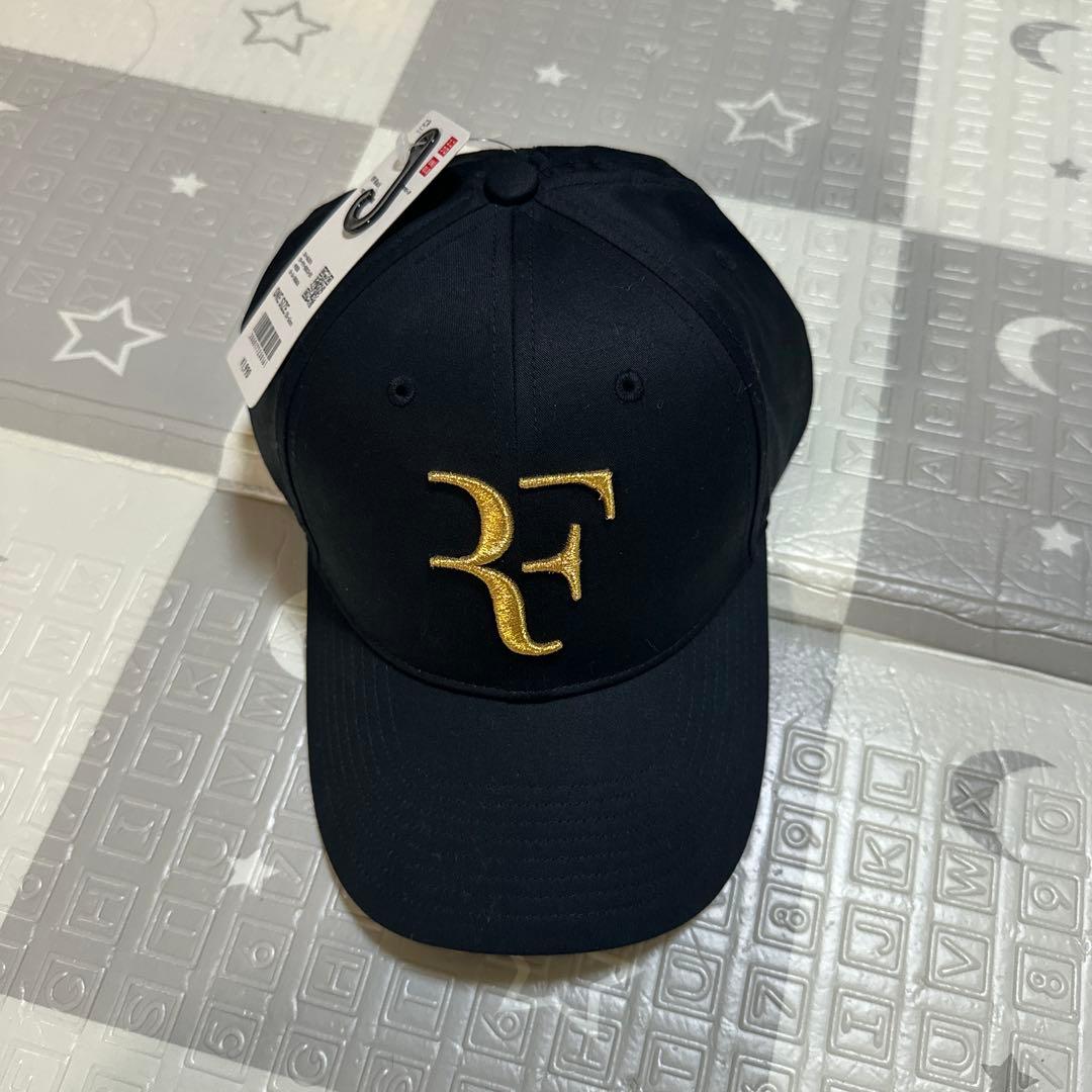 ユニクロ　ロジャーフェデラー引退記念キャップ