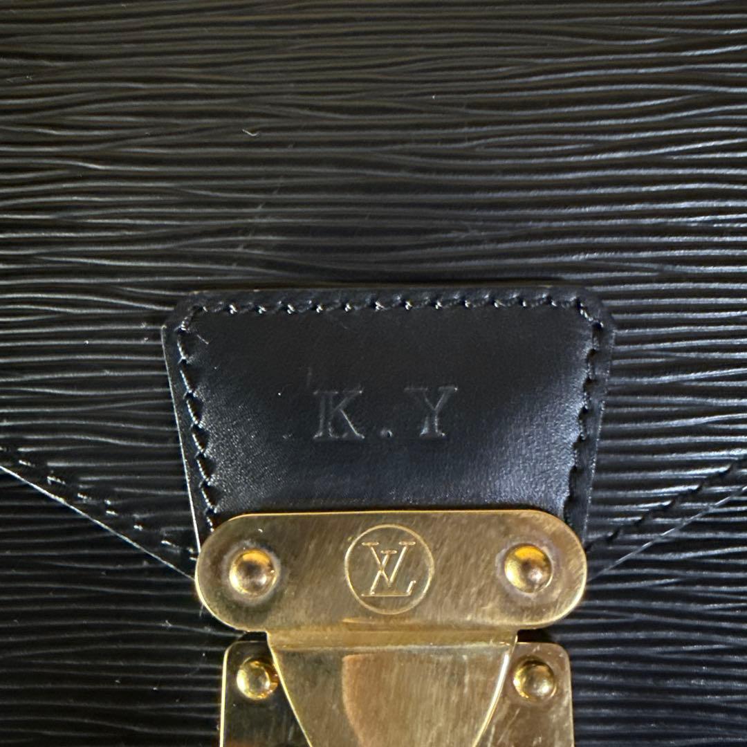 訳ありLouis Vuitton ビジネスバック　エピ　コンセイエ　BLACK