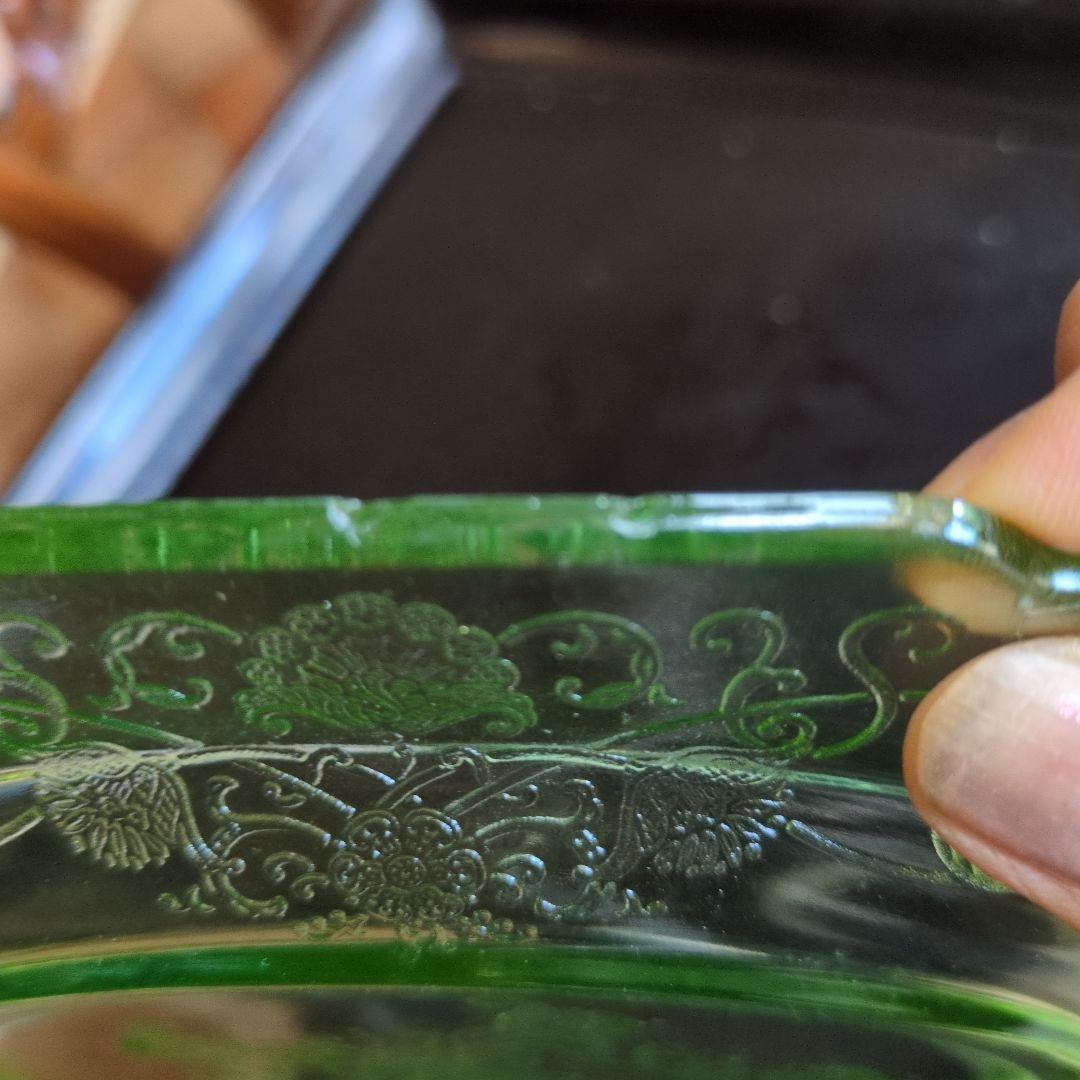 ヘーゼルアトラス　ウランガラス　フローレンス　ディプレッションガラス　プレート