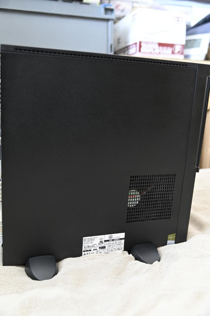 富士通 ESPRIMO WD2/R