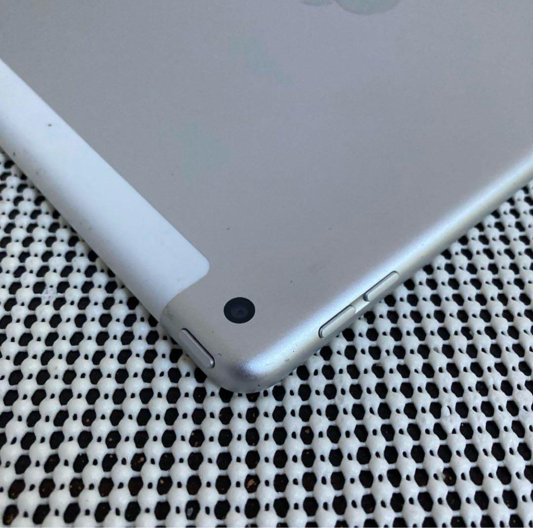 571【早い者勝ち】電池最良好☆iPad7 第7世代 128GB SIMフリー☆