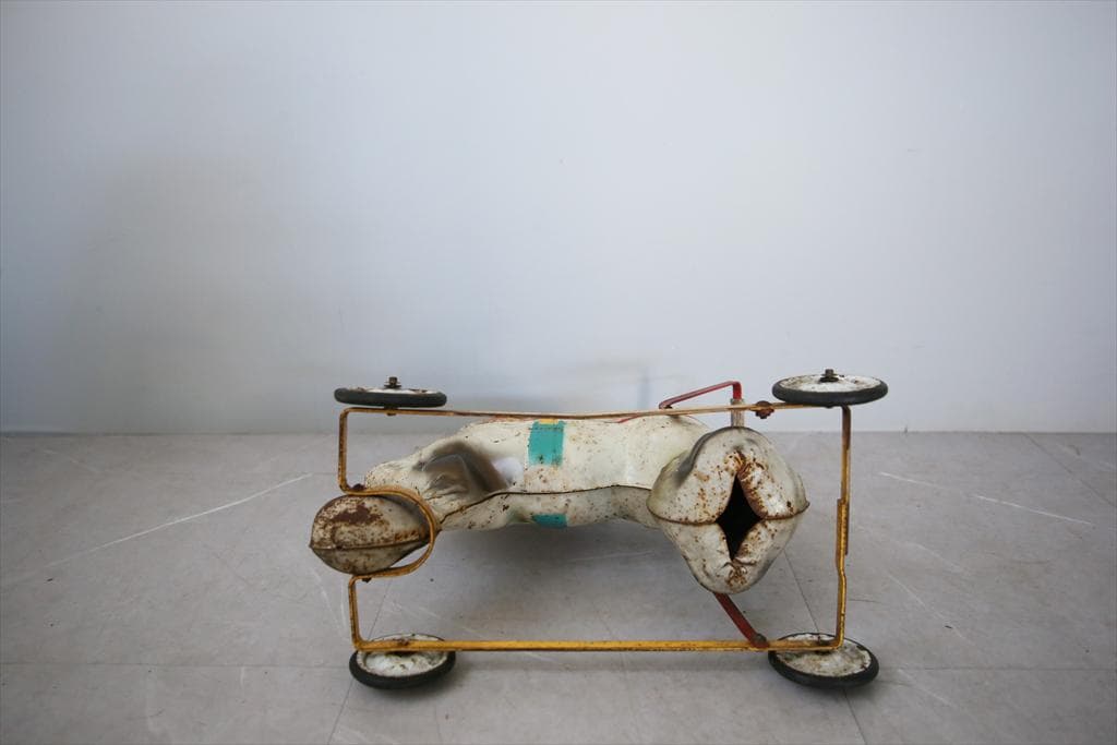 英国アンティークブリキ製ホース/鉄馬/木馬/子供用乗り物/オブジェ(92-68)