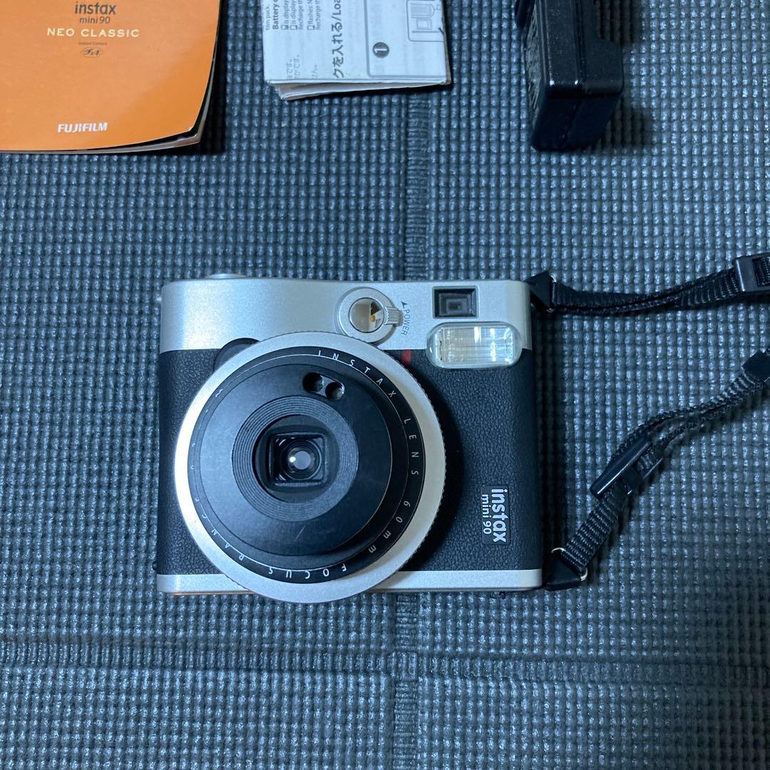 チェキ Fujifilm instax mini 90 本体と付属品