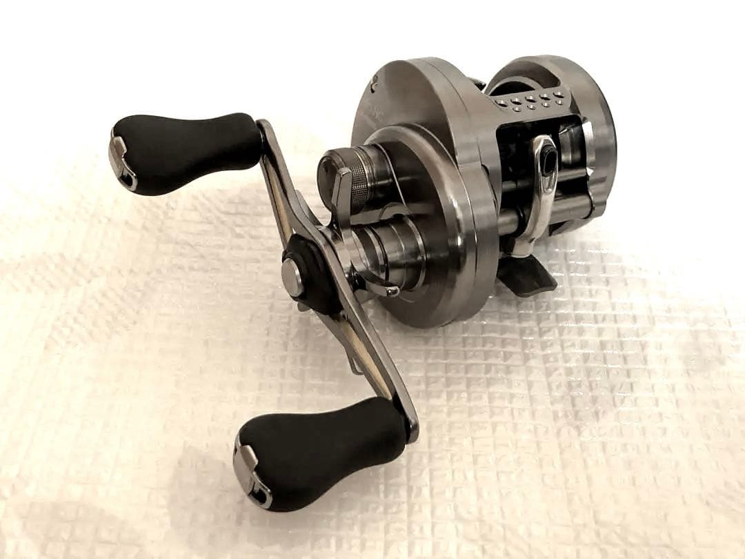 【超希少！新品・未使用】 17 カルカッタコンクエスト BFS HG 右ハンドル