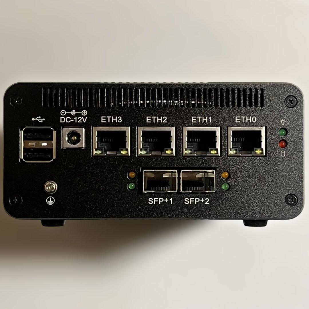 ミニPC Intel N100 2.5G/10G SFP+ NIC搭載ベアボーン