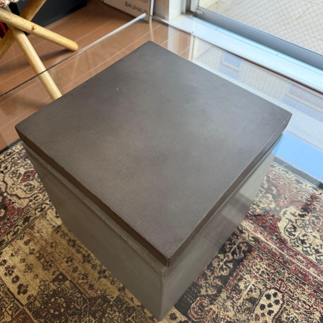 モーダエンカーサ　コーヒーテーブル　FLYING TABLE 送料込み