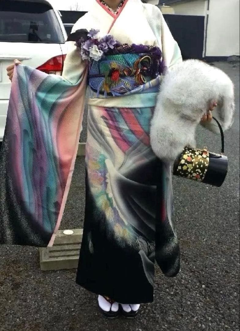 【成人式 振袖 フルセット】正絹 孔雀 秋山庄太郎デザイン