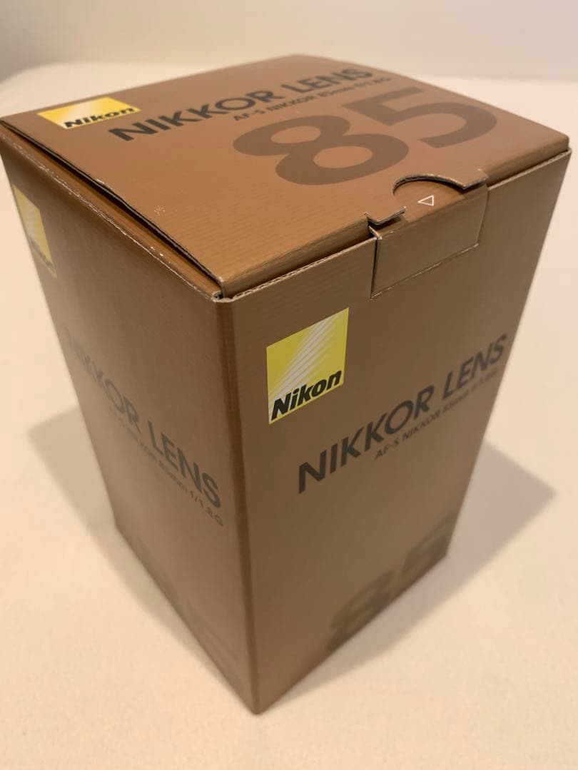 Nikon AF-S NIKKOR 85mm F1.8G & フィルター