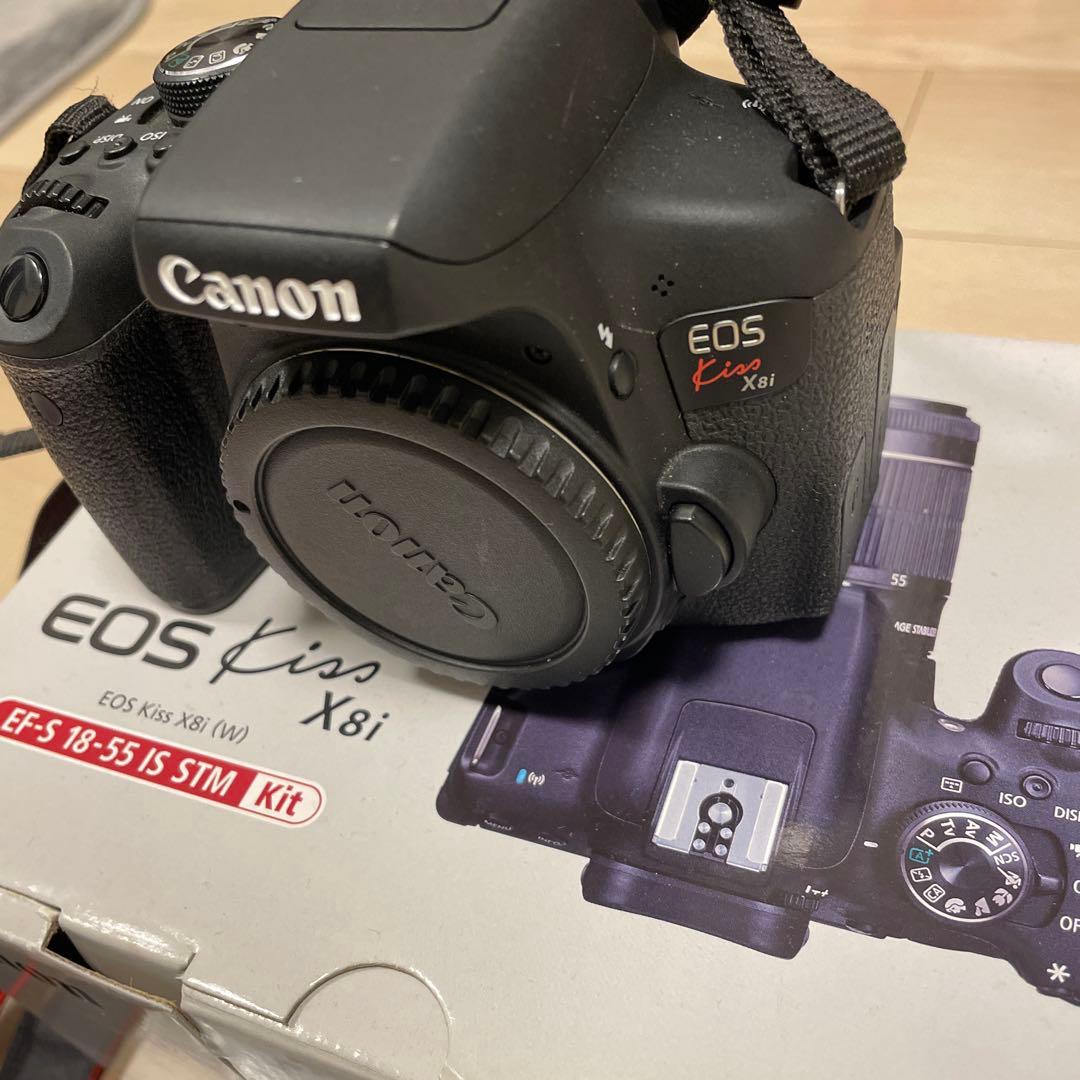 canon EOS Kiss x8i レンズキット