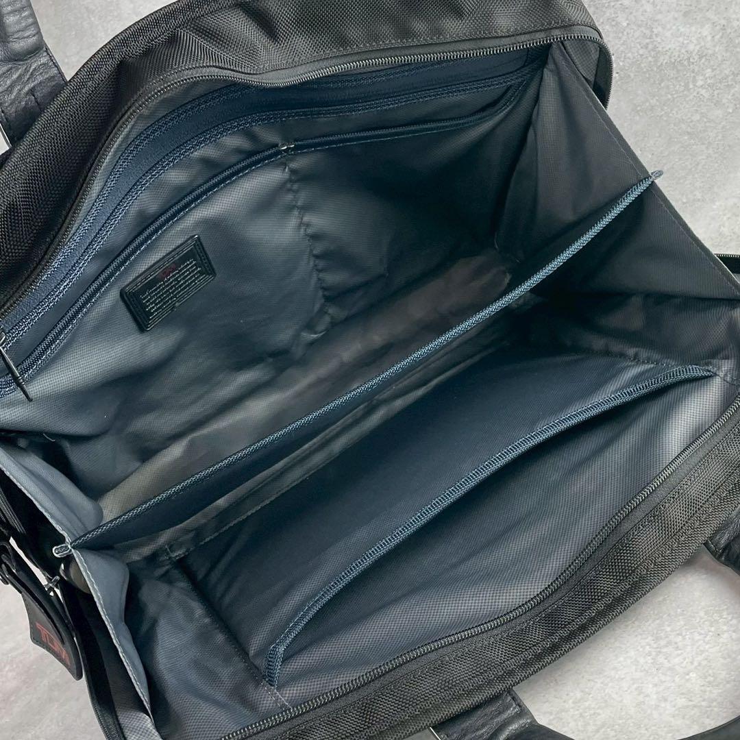 TUMI トゥミ ブリーフケース 26108 ALPHA 2 ブラック ナイロン