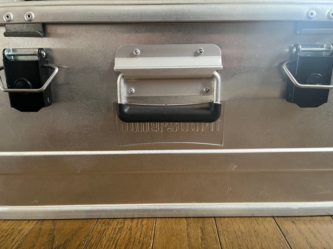 【廃盤】Hunersdorff ヒューナースドルフ　アルミコンテナ47Lレア