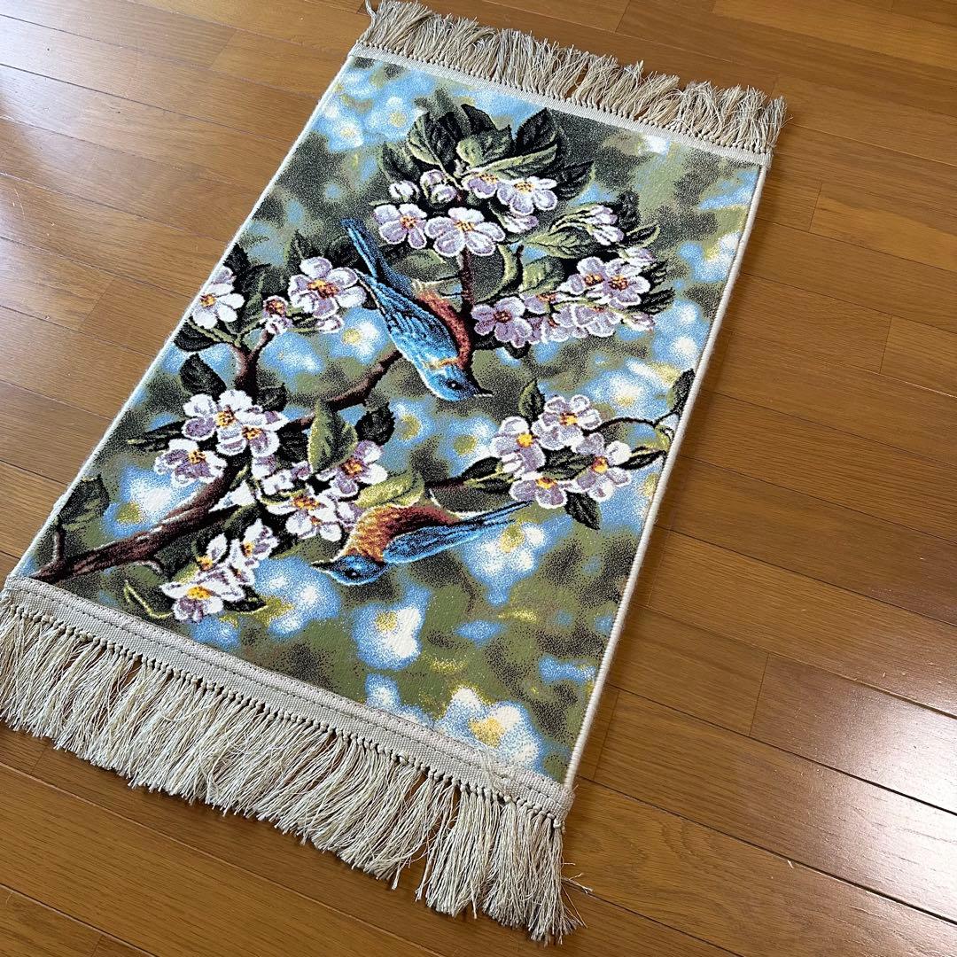 【新品未使用】絵画風絨毯　カーペット　玄関用　自然　玄関　廊下　絵画　イラン