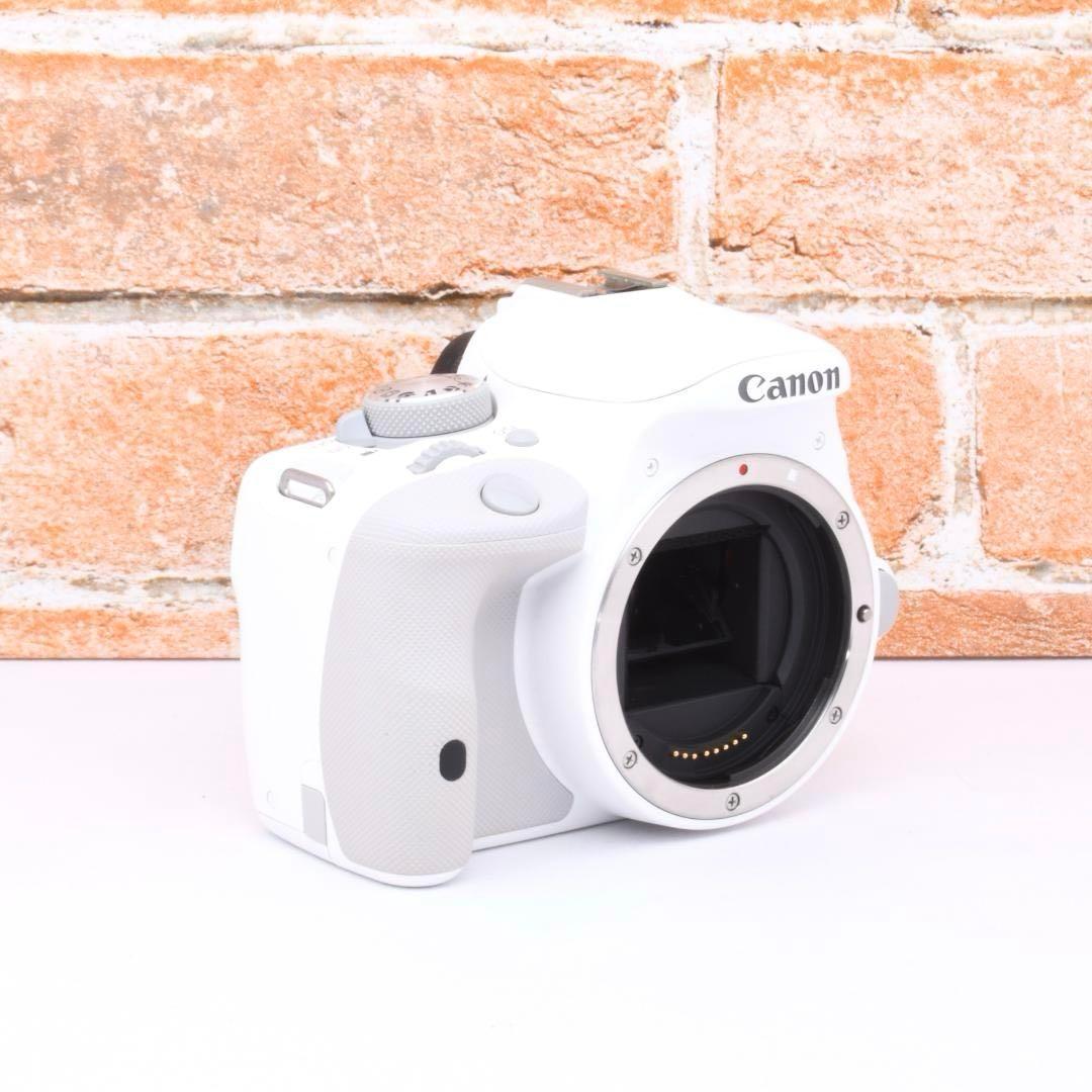 カメラもおしゃれに✨Canon kiss X7✨ホワイト✨単焦点レンズ